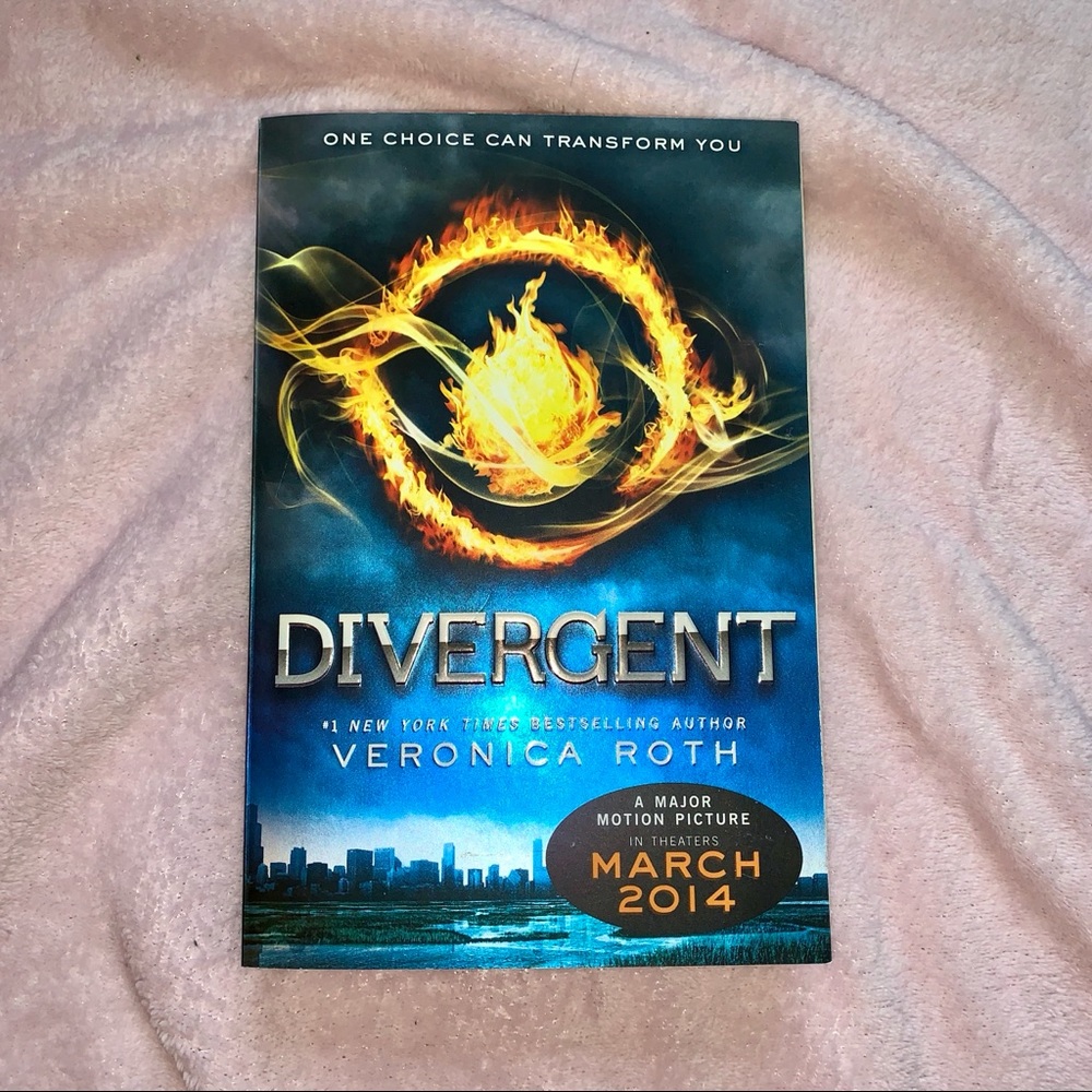 Divergent (softcover)